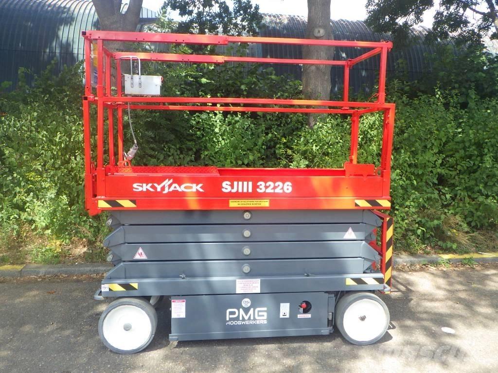 SkyJack SJ3226 Nůžková zvedací plošina
