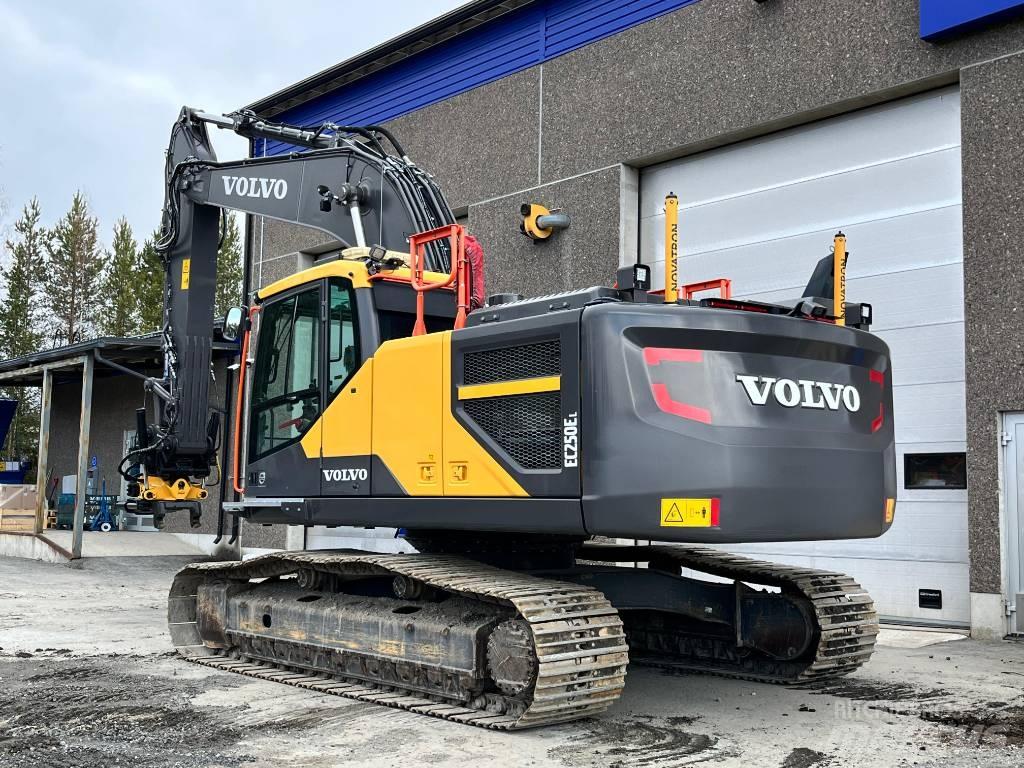 Volvo EC 250 EL Pásová rýpadla