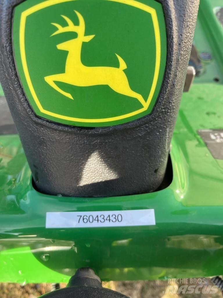John Deere 7200 A Sekačky fervejí