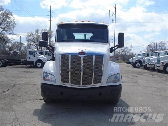 Peterbilt 579 Tahače