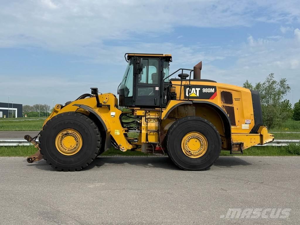 CAT 980M Kolové nakladače