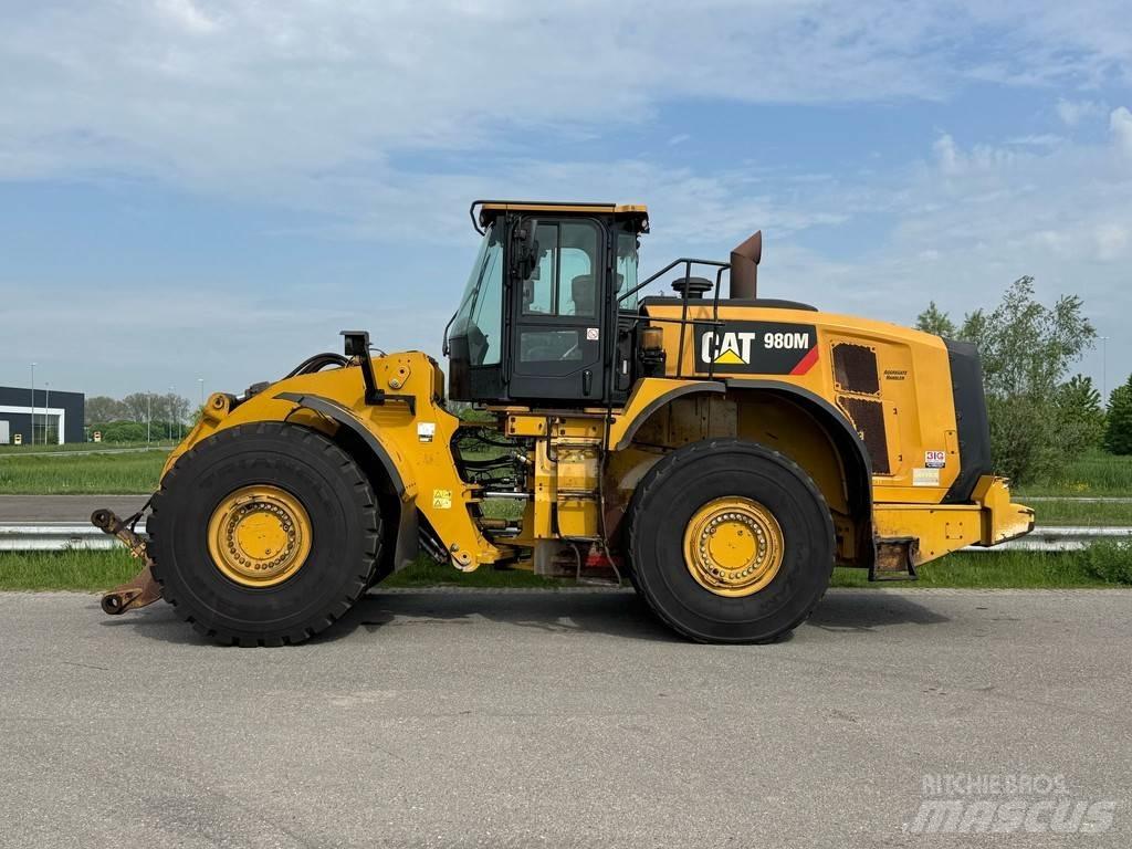 CAT 980M Kolové nakladače