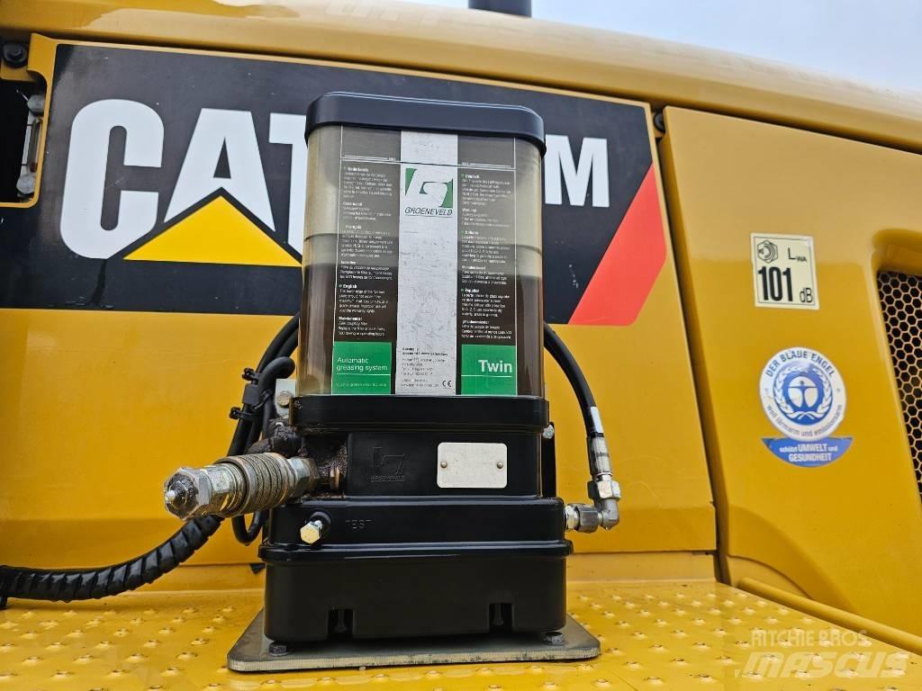 CAT 938 M Kolové nakladače