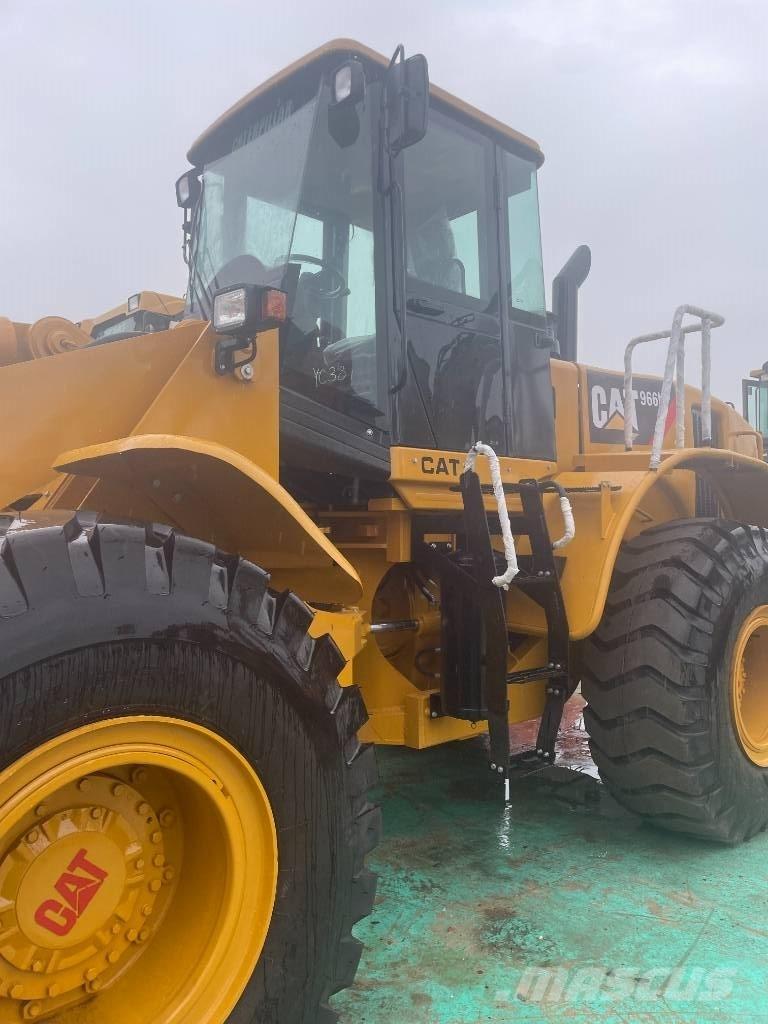 CAT 966 H Kolové nakladače