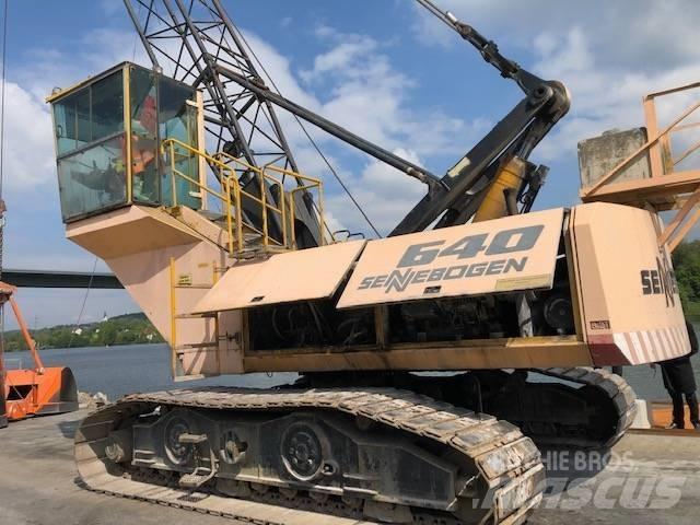 Sennebogen 640R Pásové jeřáby