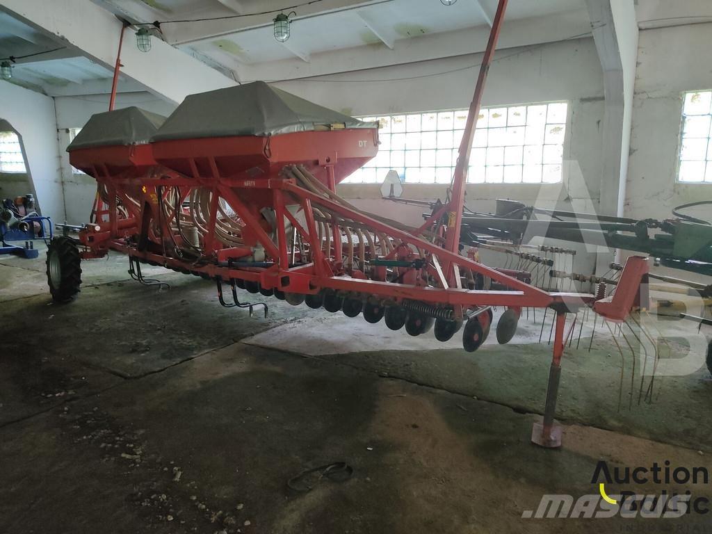 Kverneland DT-6 Mechanické secí stroje