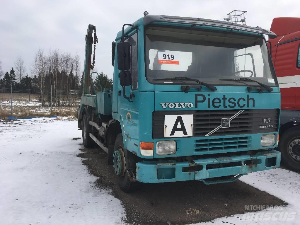 Volvo FL7 Hákový nosič kontejnerů