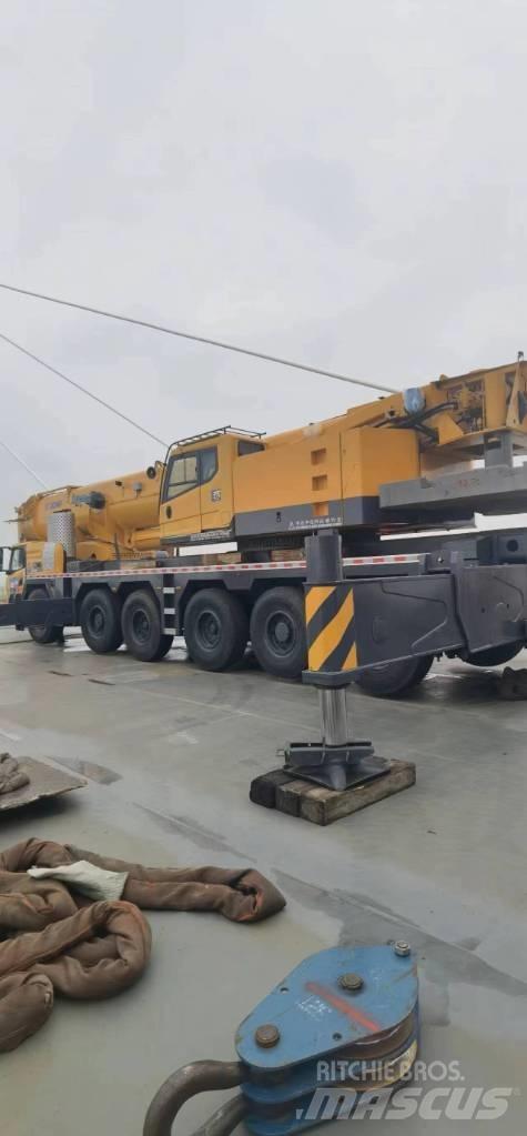 XCMG XCT240 Univerzální terénní jeřáby