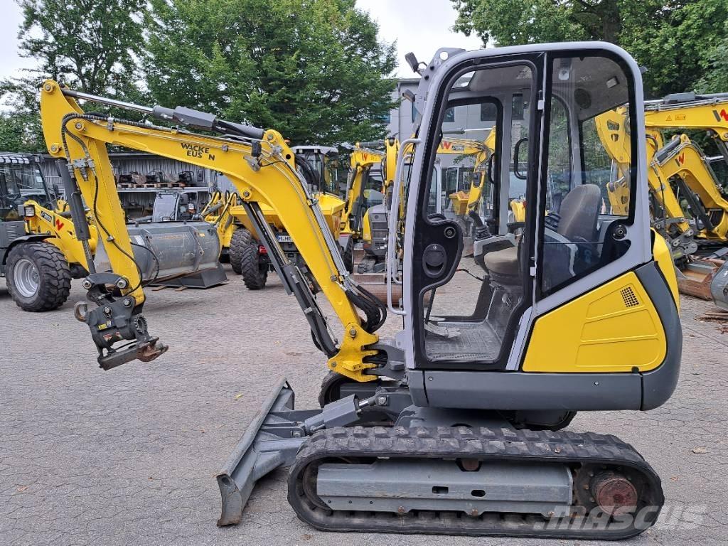Wacker Neuson ET24 Pásová rýpadla