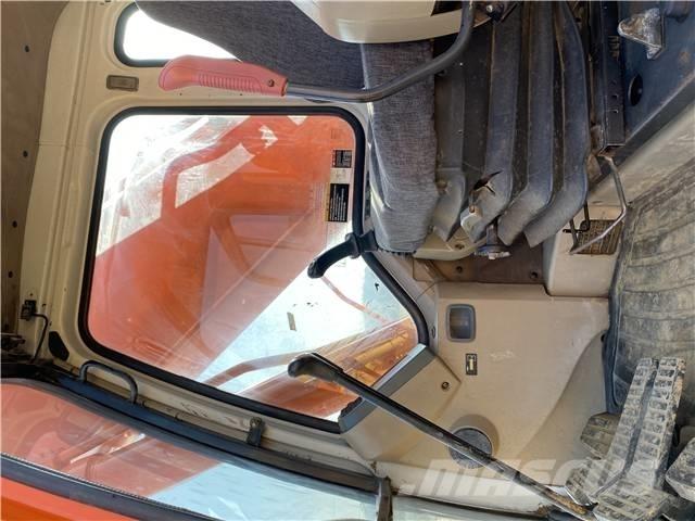 Doosan DH300 Pásová rýpadla