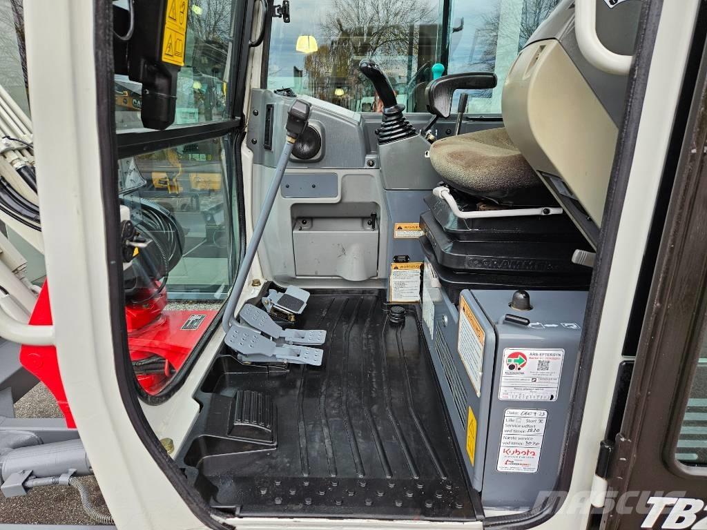 Takeuchi TB 235 Mini rýpadla < 7t