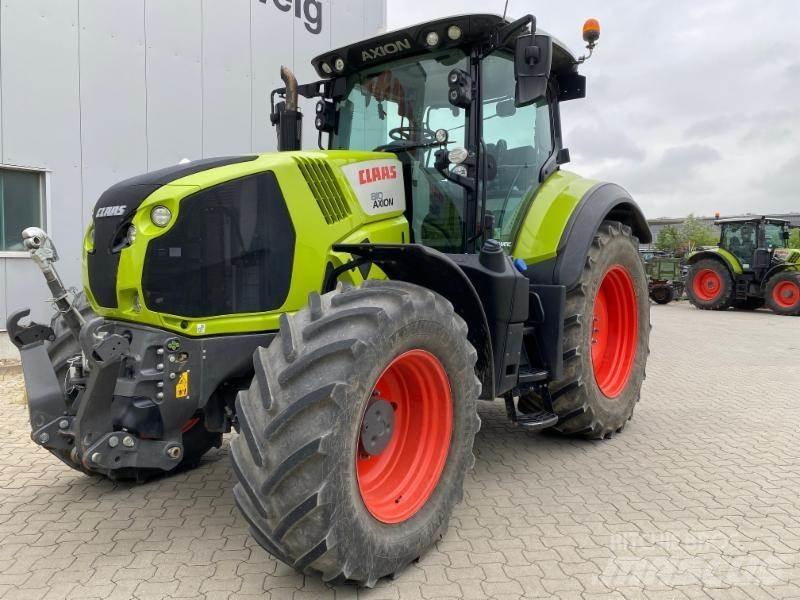 CLAAS AXION 810 Traktory