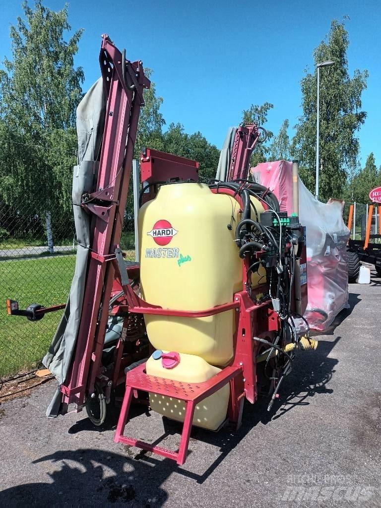 Hardi Master Twin Tažené postřikovače