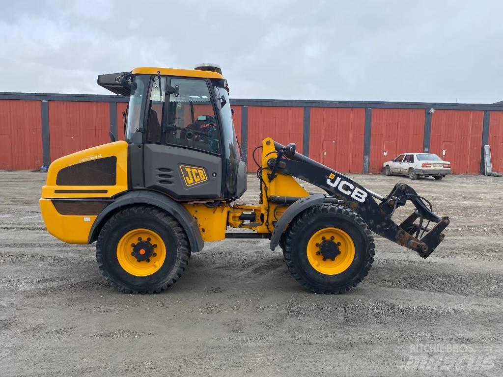 JCB 409 Teleskopické nakladače pro zemědělství