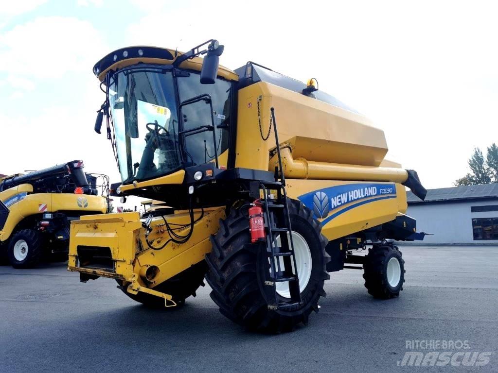 New Holland TC 5.70 Sklízecí mlátičky