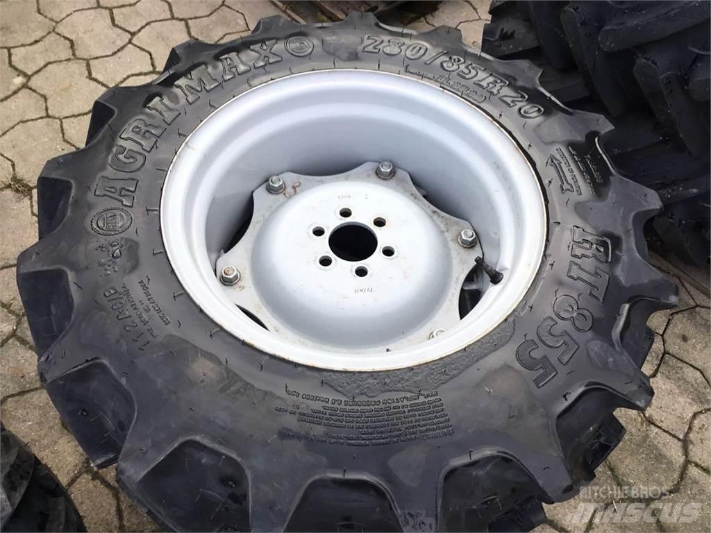 BKT 280/85R20 Pneumatiky, kola a ráfky