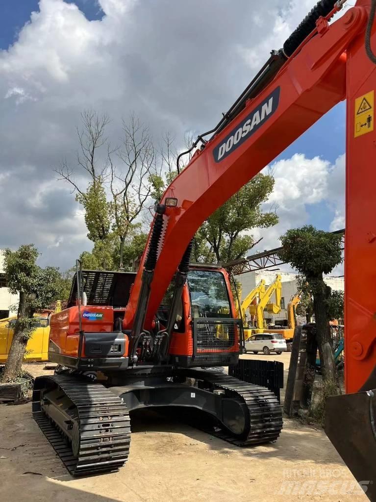 Doosan DX 225 LC-9c Mini rýpadla < 7t