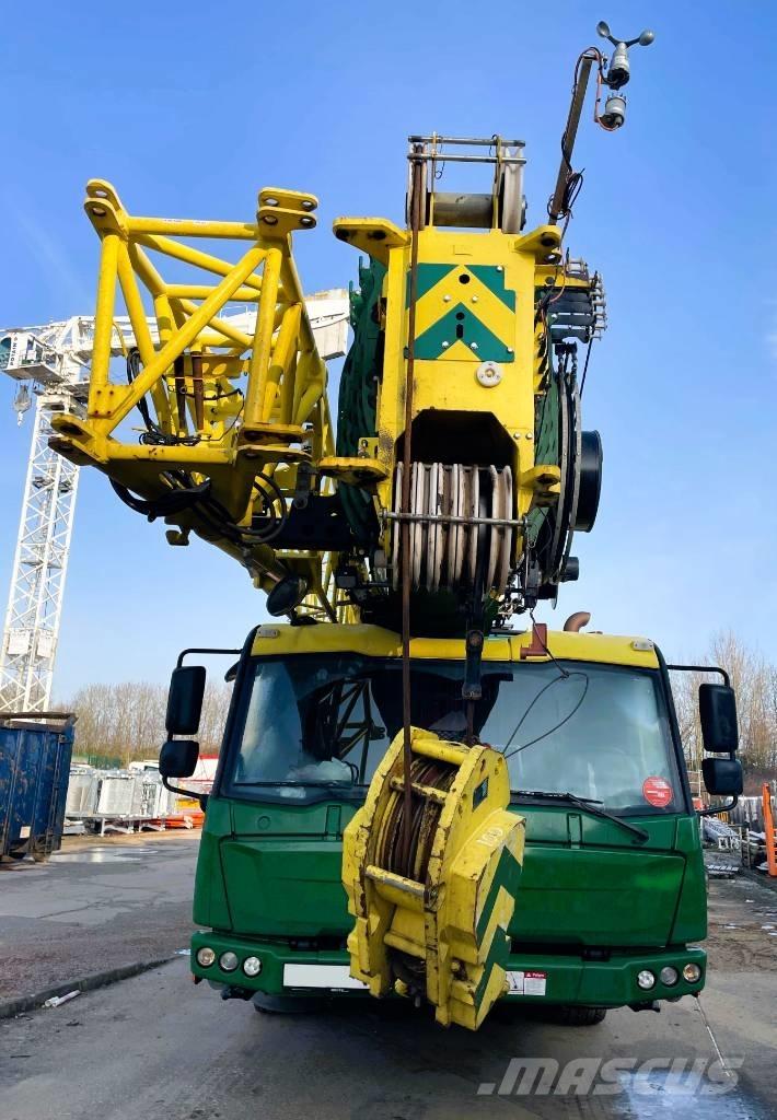 Grove GMK 4100L-2 Univerzální terénní jeřáby