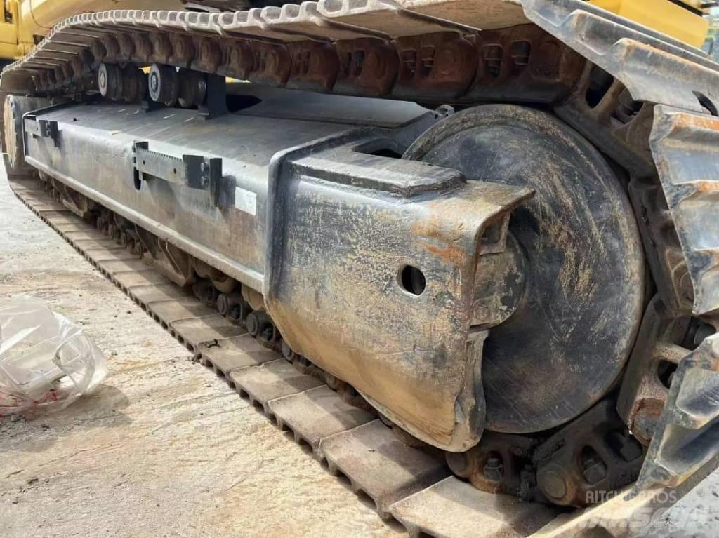 Komatsu PC430-8 Pásová rýpadla