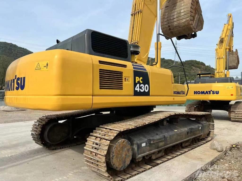 Komatsu PC430-8 Pásová rýpadla