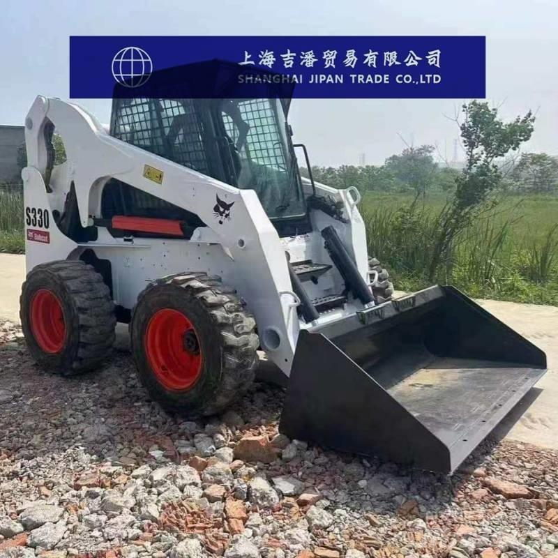 Bobcat S 330 Smykem řízené nakladače