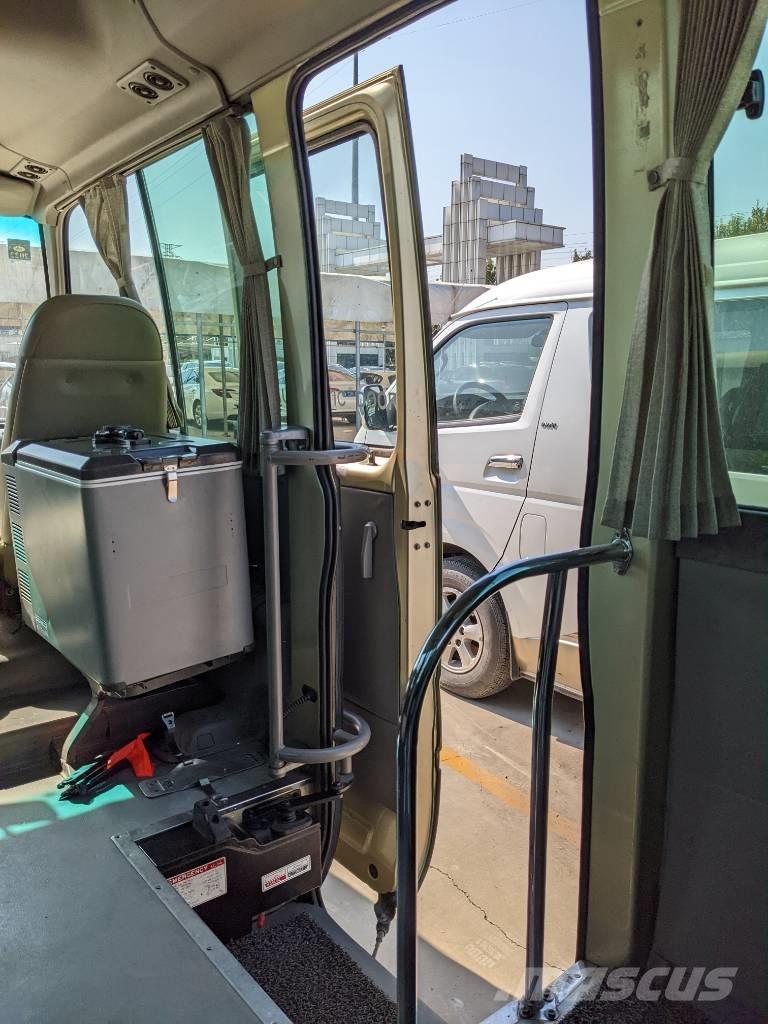  Toyoya Coaster Bus Minibusy