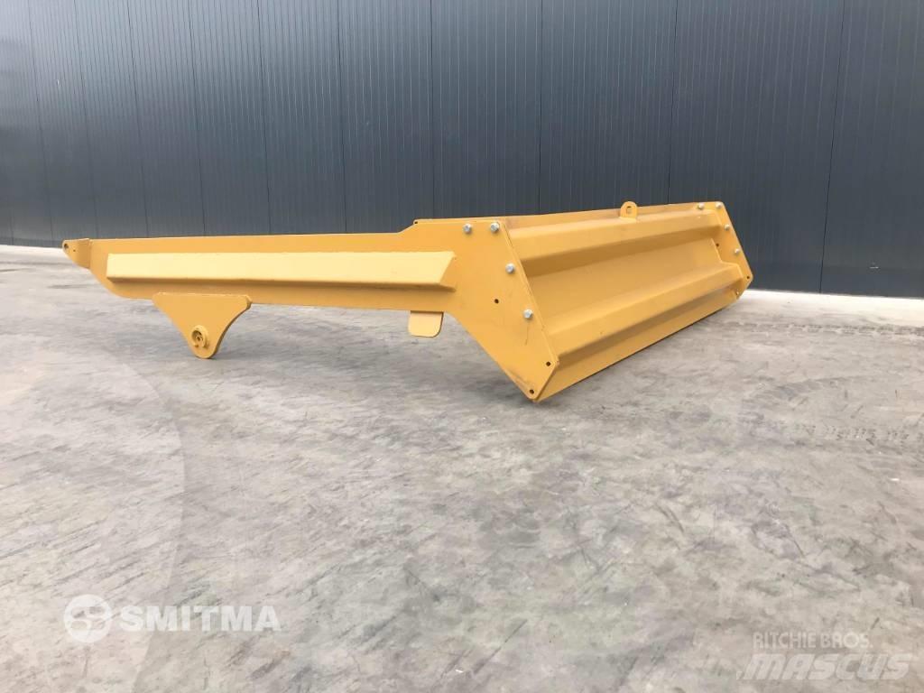 Volvo A30G Zadní dveře