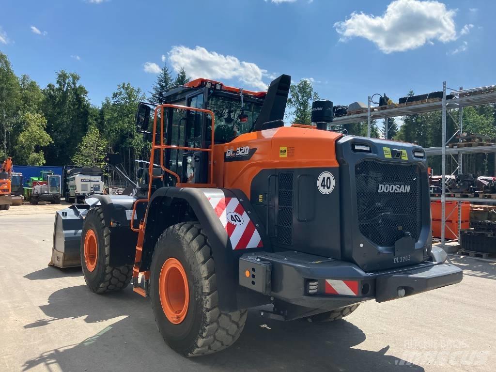 Doosan DL 320-7 Kolové nakladače