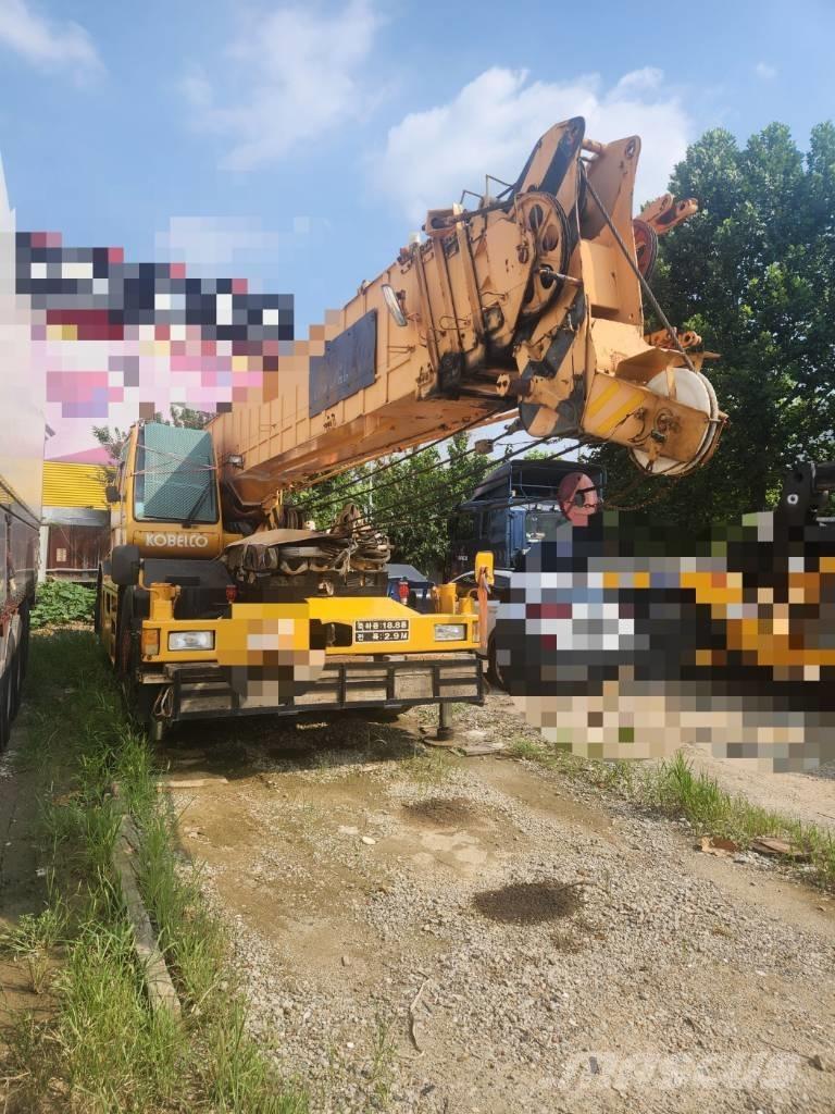 Kobelco RK500 Jeřáby pro těžký terén