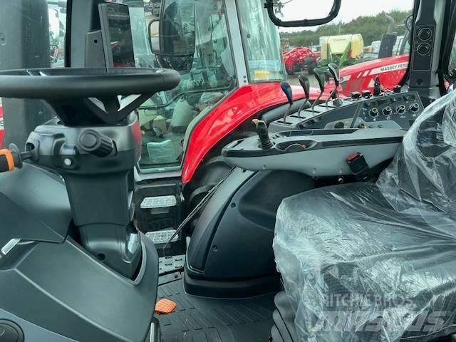 Valtra T215A Traktory