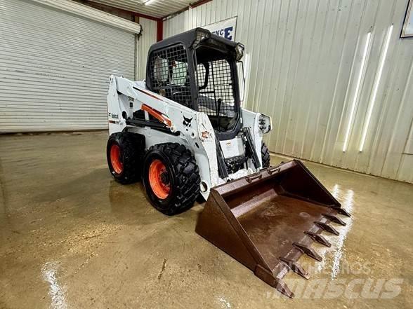 Bobcat S630 Smykem řízené nakladače