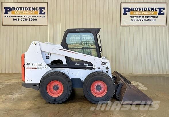 Bobcat S630 Smykem řízené nakladače