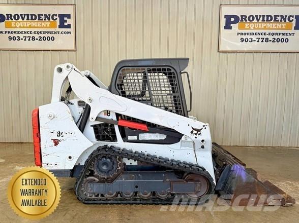 Bobcat T590 Smykem řízené nakladače