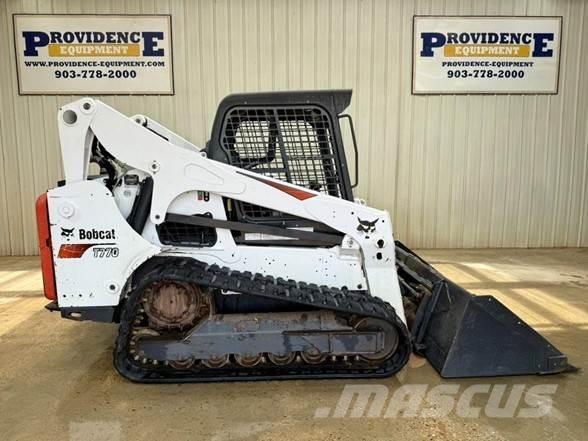 Bobcat T770 Smykem řízené nakladače