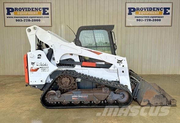 Bobcat T870 Smykem řízené nakladače