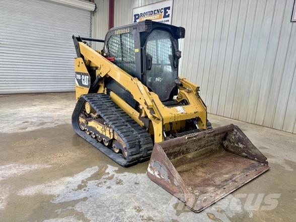 CAT 289D Smykem řízené nakladače