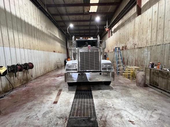 Kenworth W900 Tahače