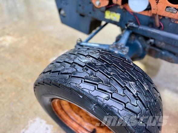 Kubota B7100 Traktory