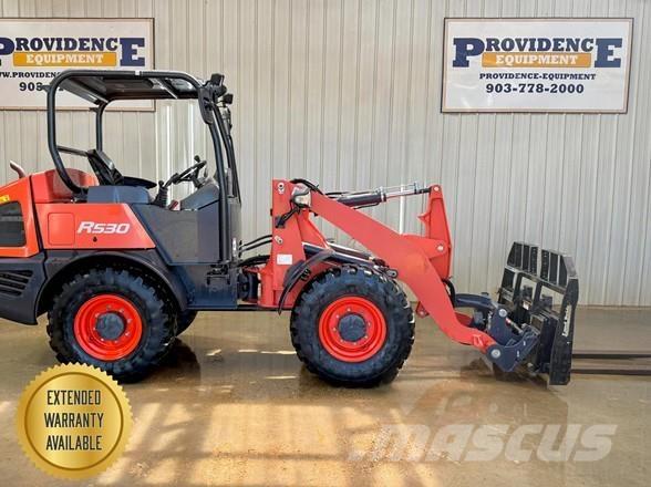 Kubota R530 Kolové nakladače