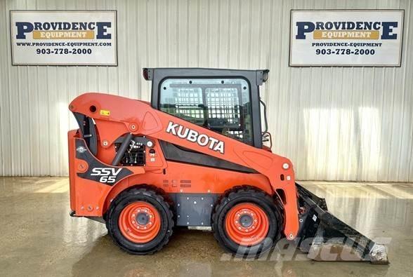 Kubota SSV65 Smykem řízené nakladače