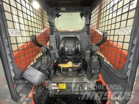Kubota SSV75 Smykem řízené nakladače