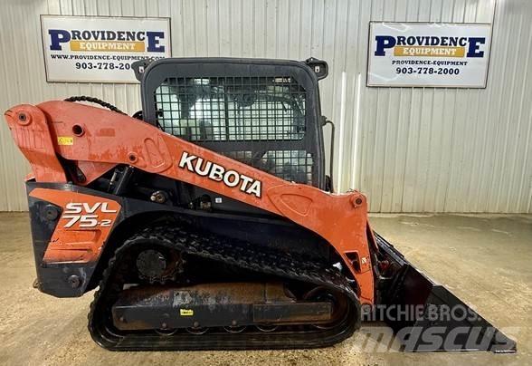 Kubota SVL75-2 Smykem řízené nakladače