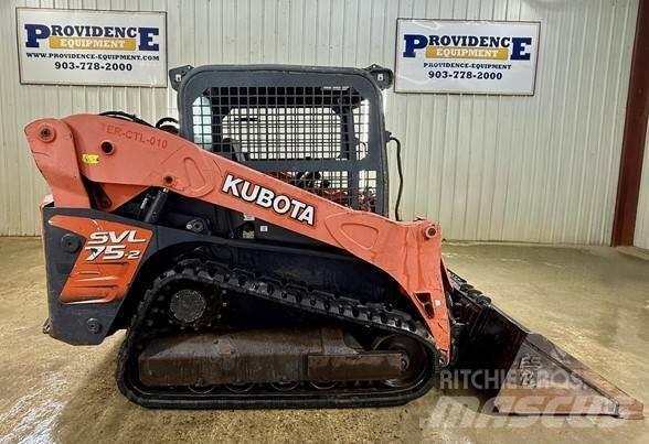 Kubota SVL75-2 Smykem řízené nakladače