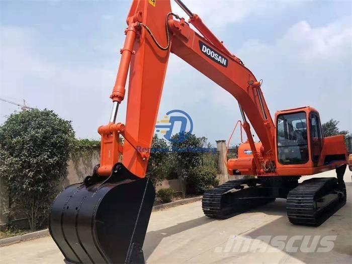 Doosan DH220LC-7 Pásová rýpadla