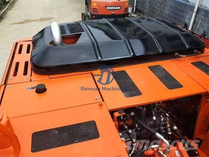 Doosan DH220LC-7 Pásová rýpadla