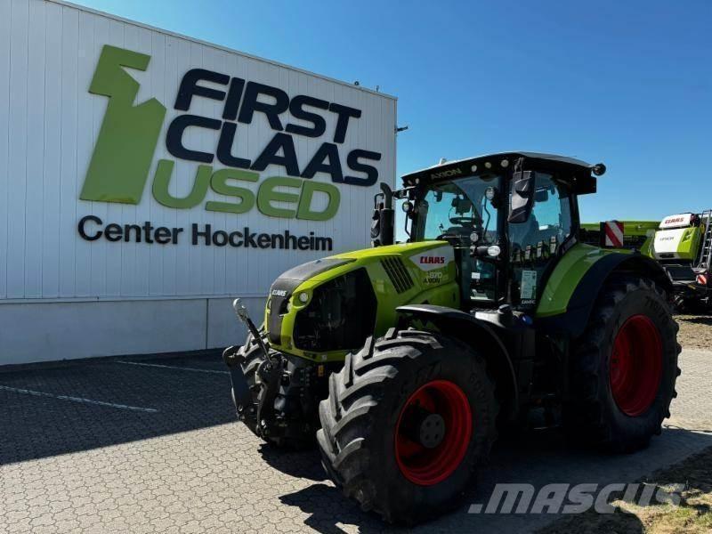 CLAAS AXION 870 Traktory