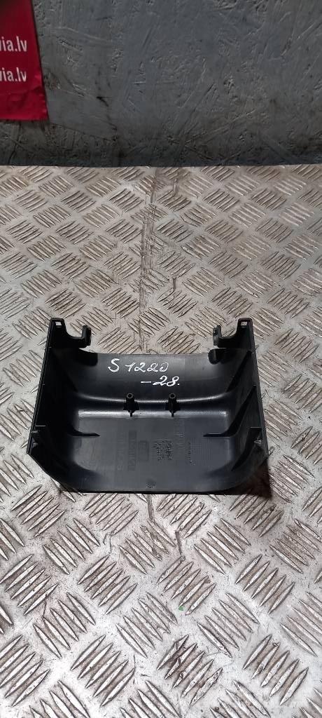 Scania G 400    1549221 Kabiny a interiér