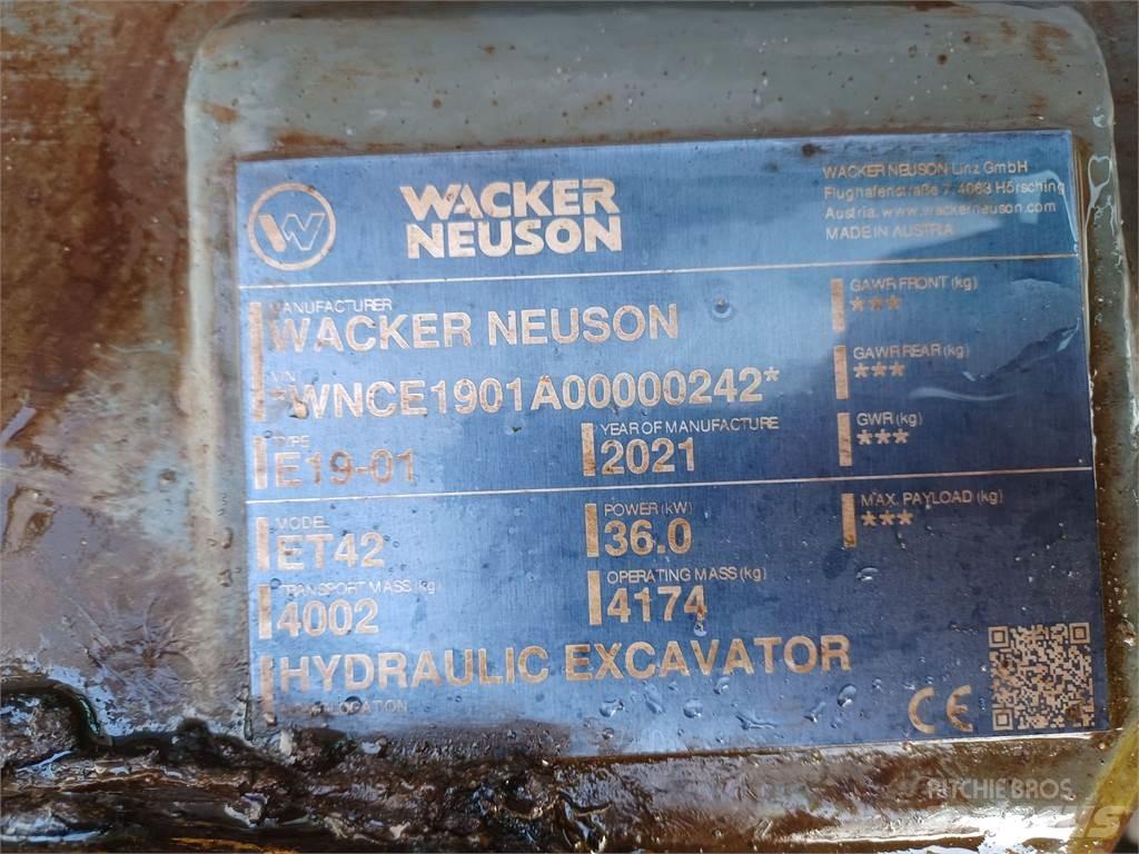 Wacker Neuson ET42 Pásová rýpadla