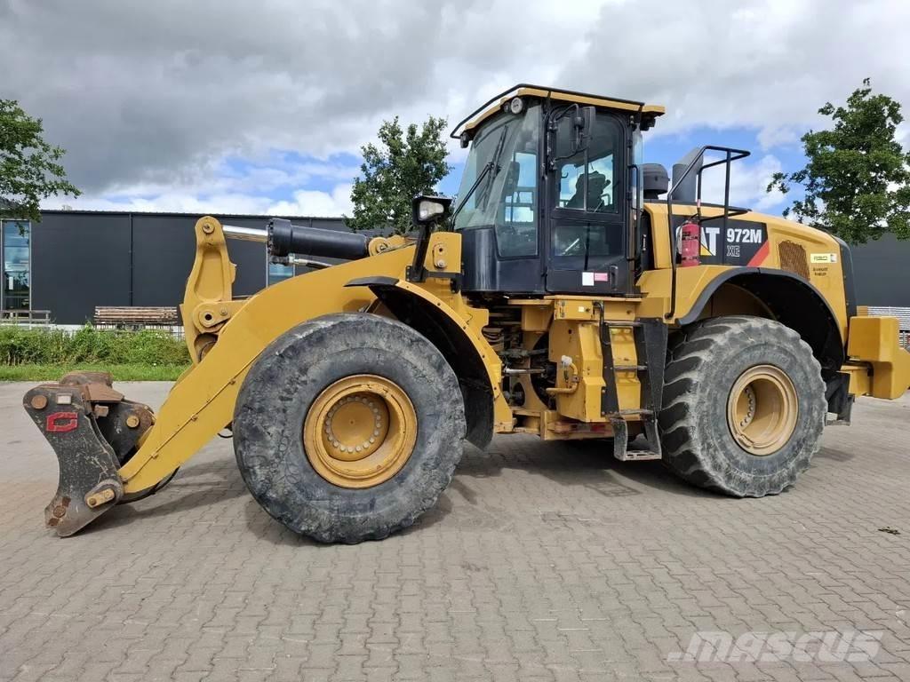 CAT 972 MXE Kolové nakladače