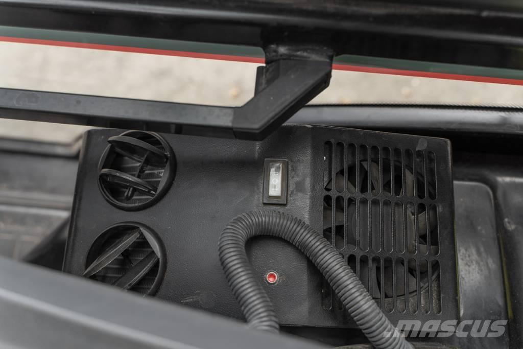 Manitou MI 30 D Dieselové vozíky